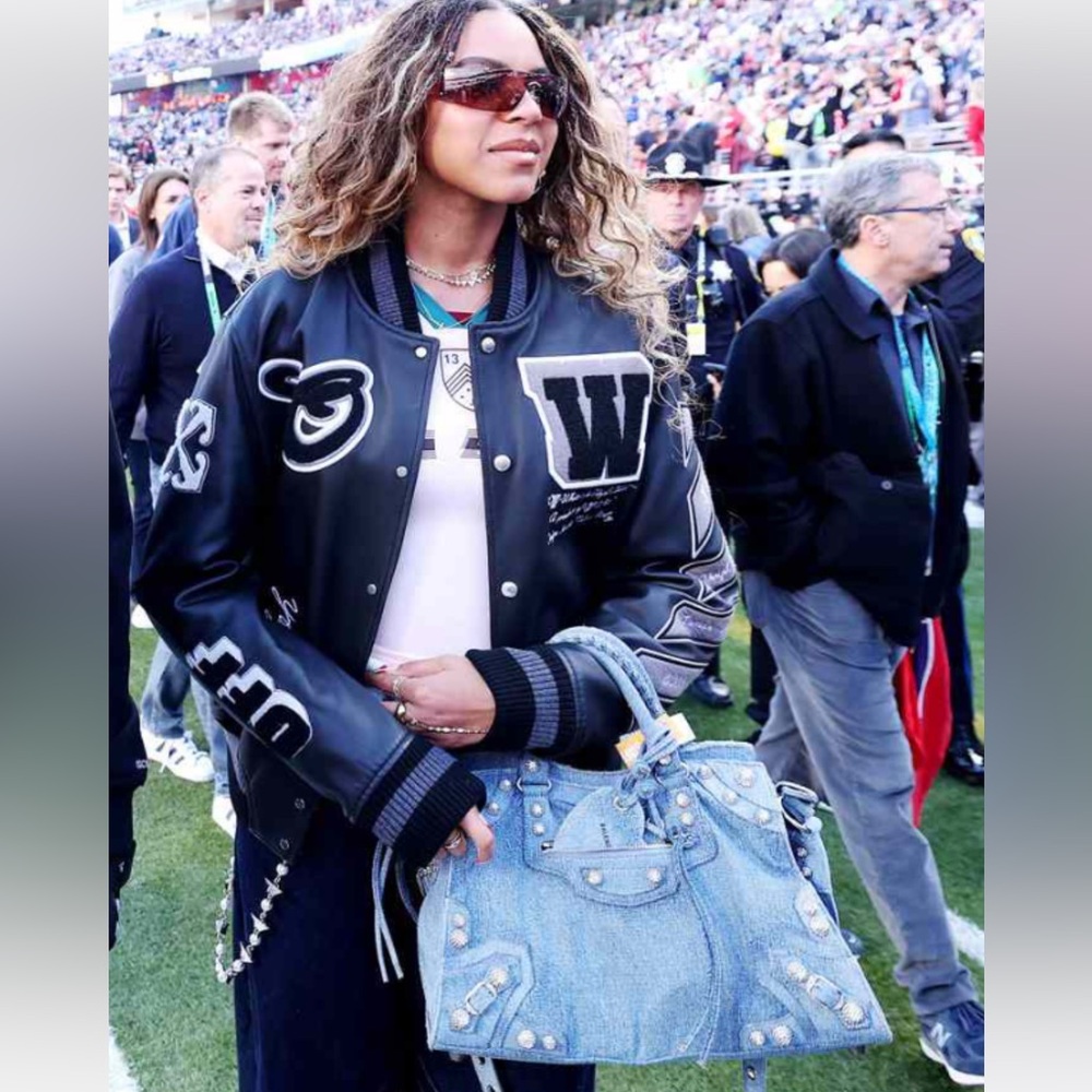 Balenciaga
Denim Neo Cagole City